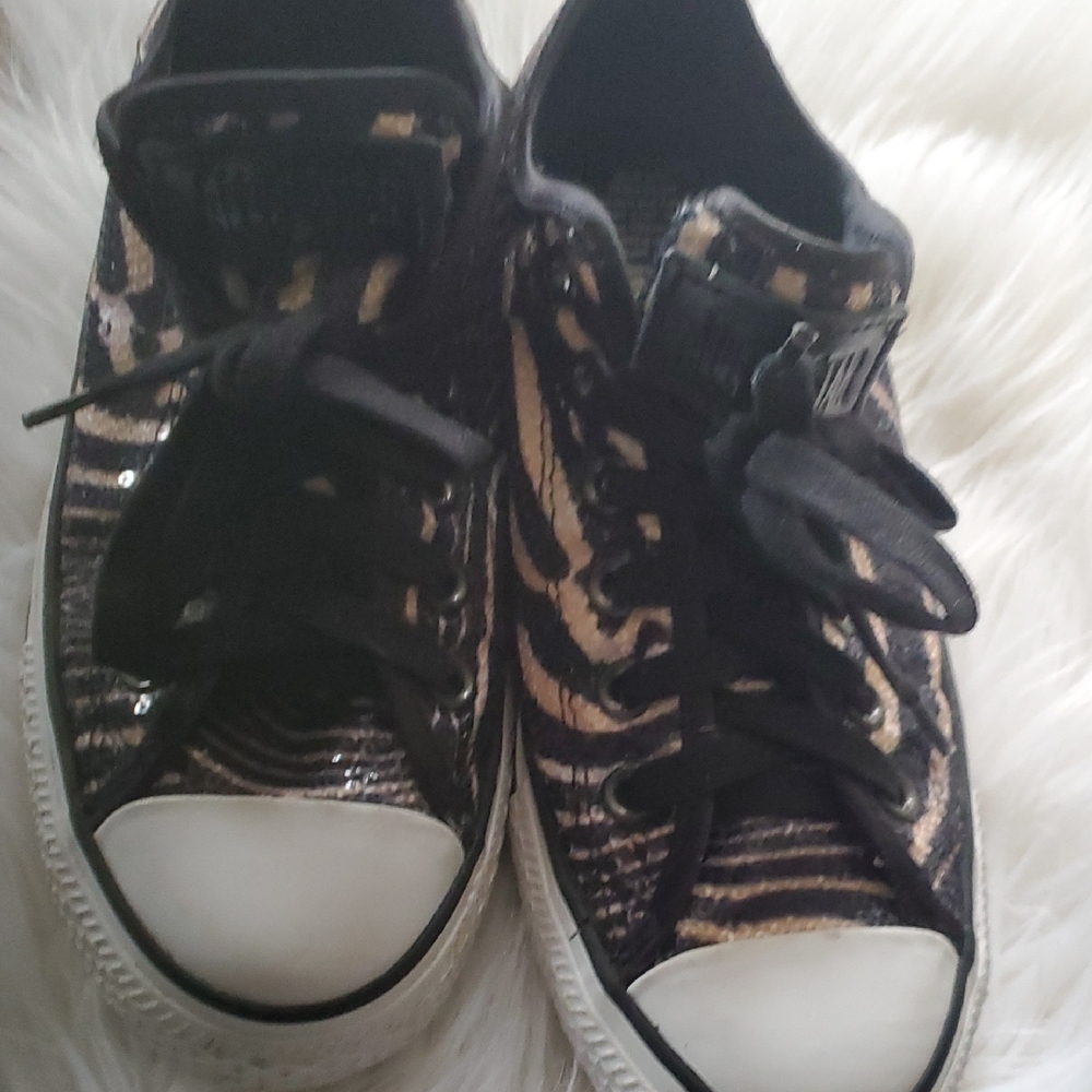 Converse Black and Tan Sequins Animal Print Sneakers Classic Low-Top Sz… - Picture 11 of 15